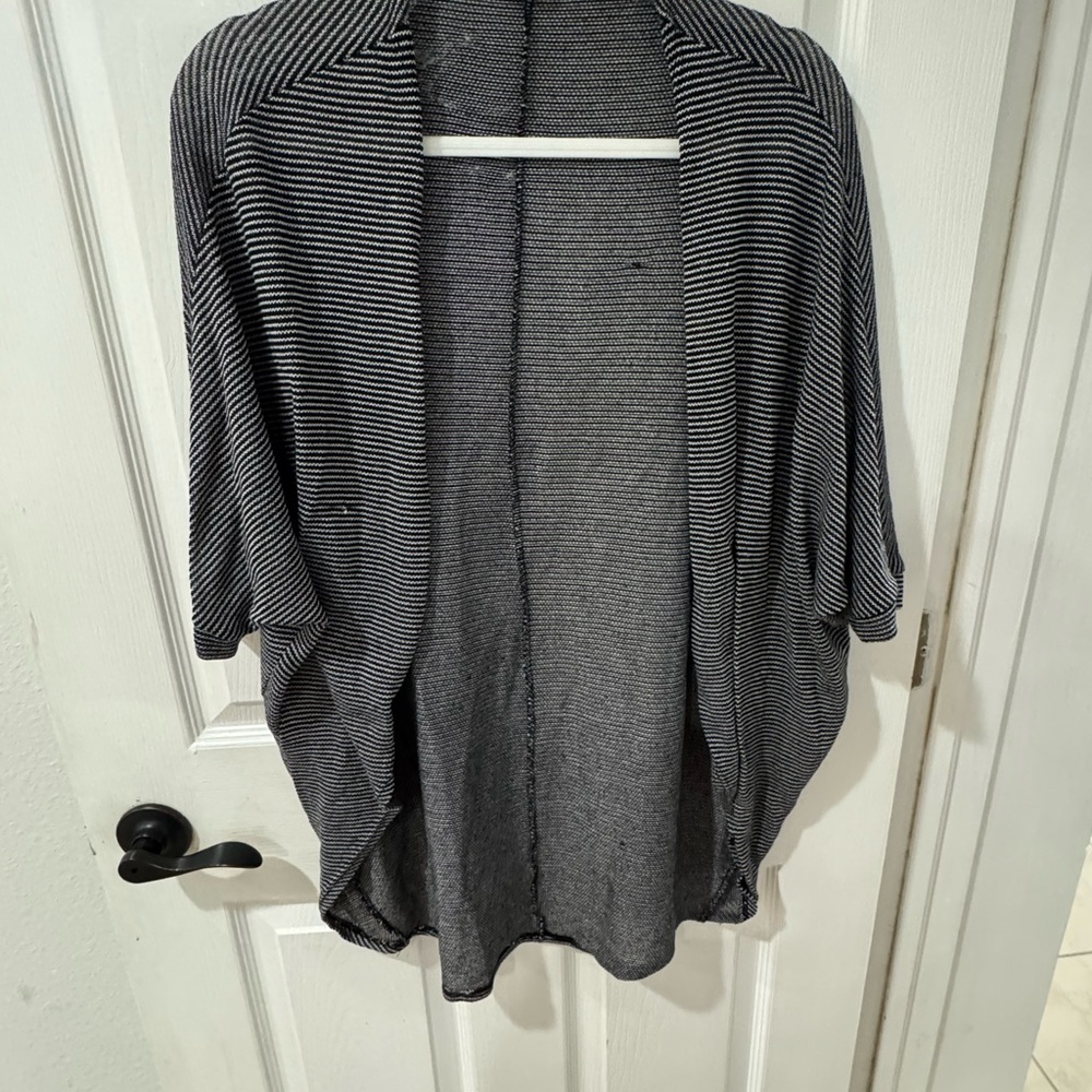 Black & White Striped Open Kimono Cardigan – One Size Fits Most